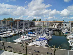 Inviting apartment in Rochefort with balcony